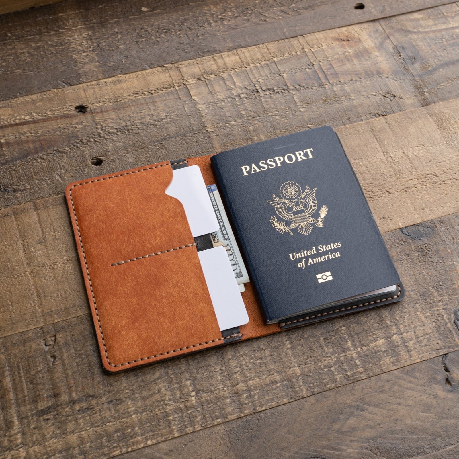 Cittadino - Passport Wallet