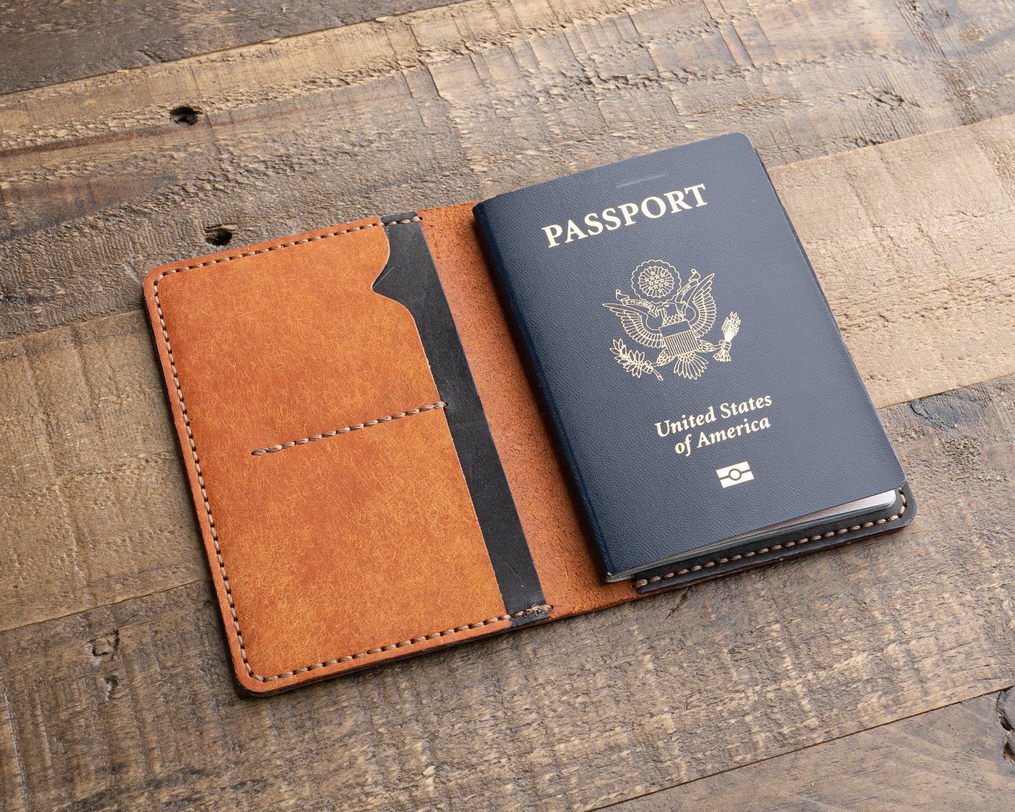 Cittadino - Passport Wallet